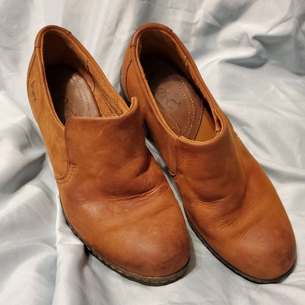 B.O.C. Brown  leather shoes with heel 7-1/2
